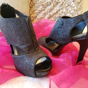 Black Glitter Sexy Heels Qupid NWT